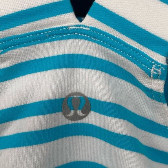 Lululemon Deep V Athletic Tank Twin Stripe Spry Blue / Spry Blue - Picture 6 of 8